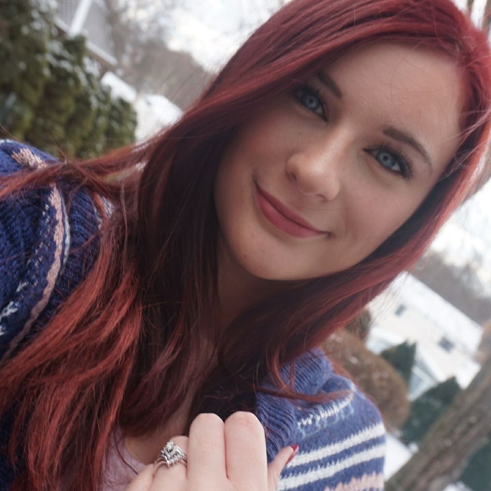 Meet your Posher, Olivia